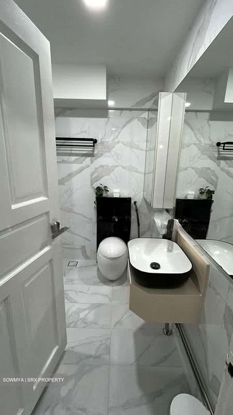 Blk 533 Hougang Avenue 6 (Hougang), HDB Executive #591959211